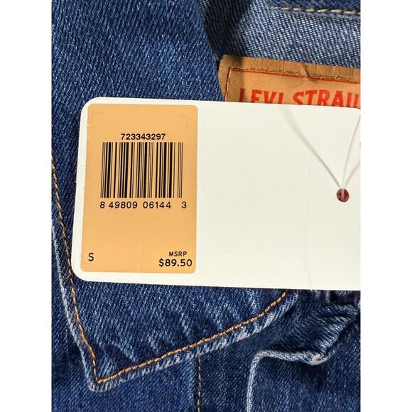 NWT Levi's Relaxed Fit Trucker Jacket Dark Wash Size Small - Picture 6 of 9